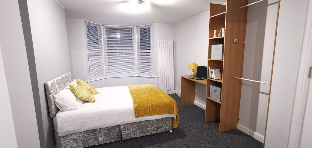 Property photo 3 of 5