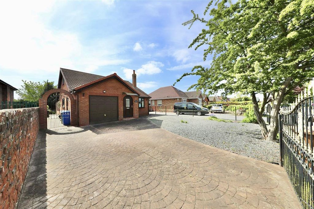 Property photo 1 of 27 Front