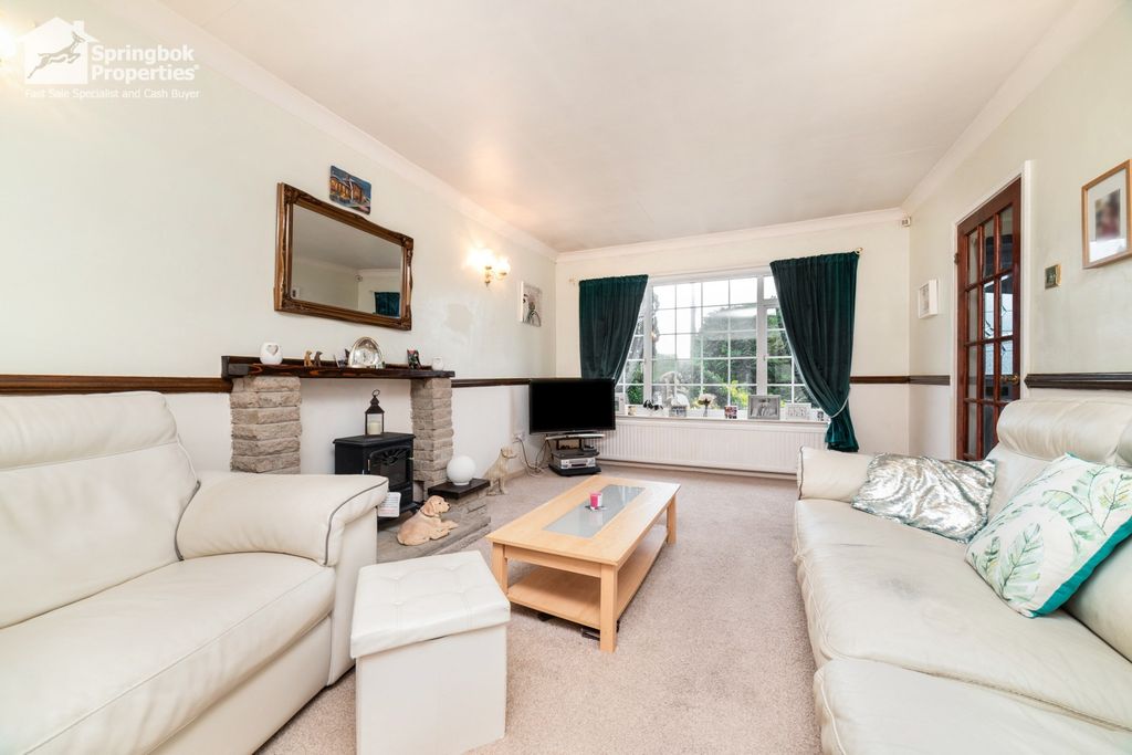 Property photo 2 of 19 Image 1