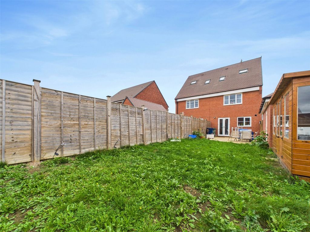 Property photo 1 of 17 Picture No. 24