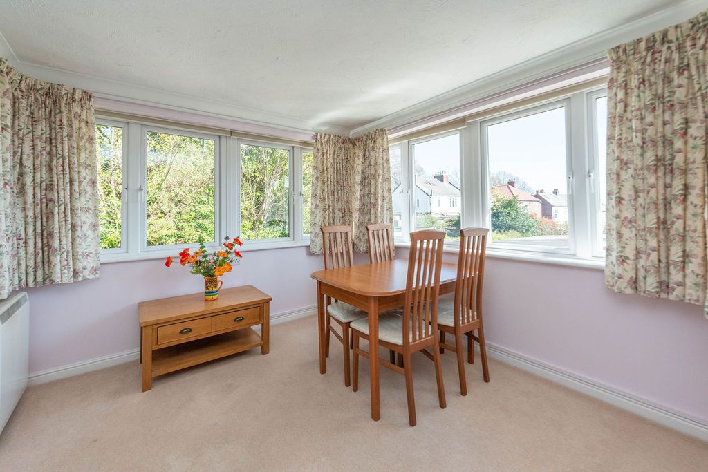 Property photo 3 of 15
