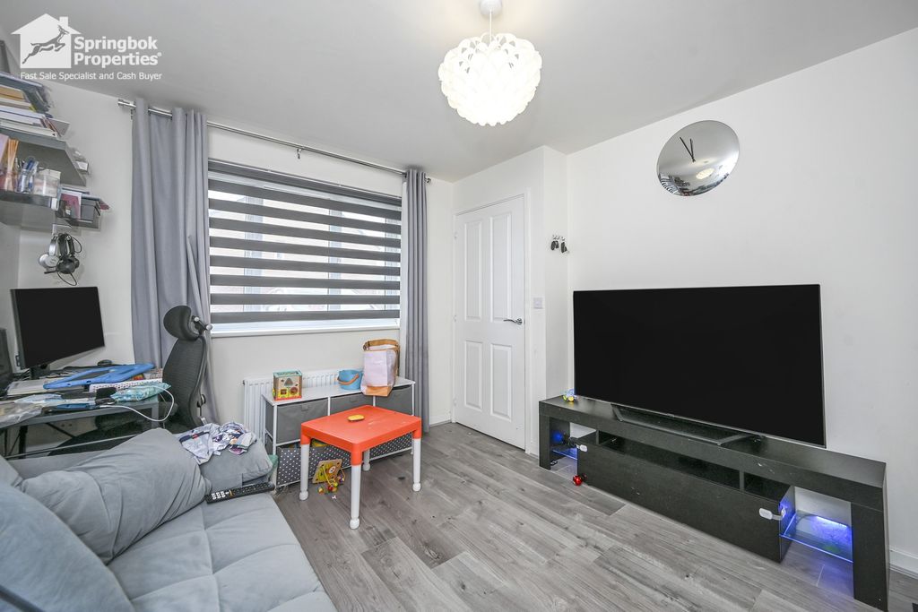 Property photo 3 of 11 Image 3