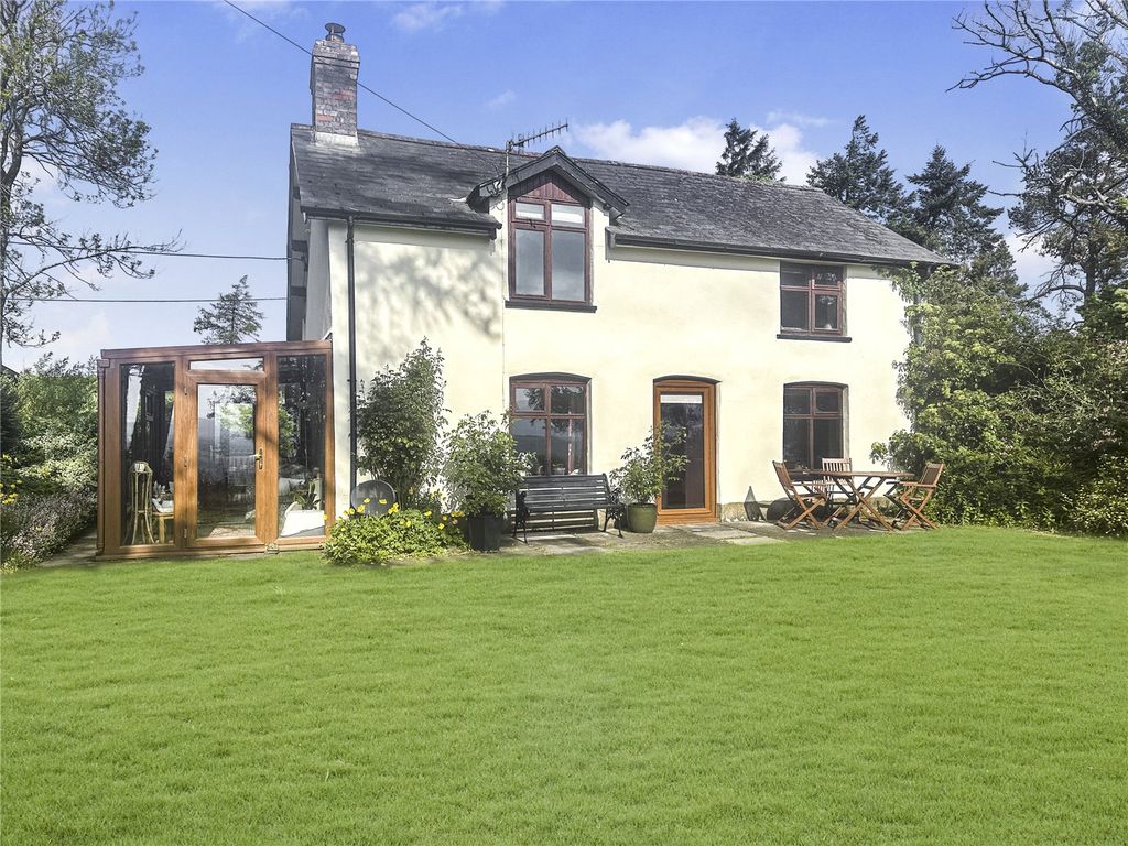 Property photo 1 of 25 Picture No. 39