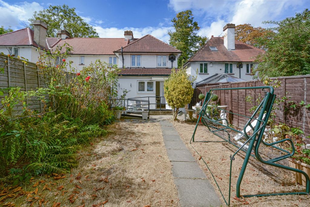 Property photo 3 of 16 Higgzsfg