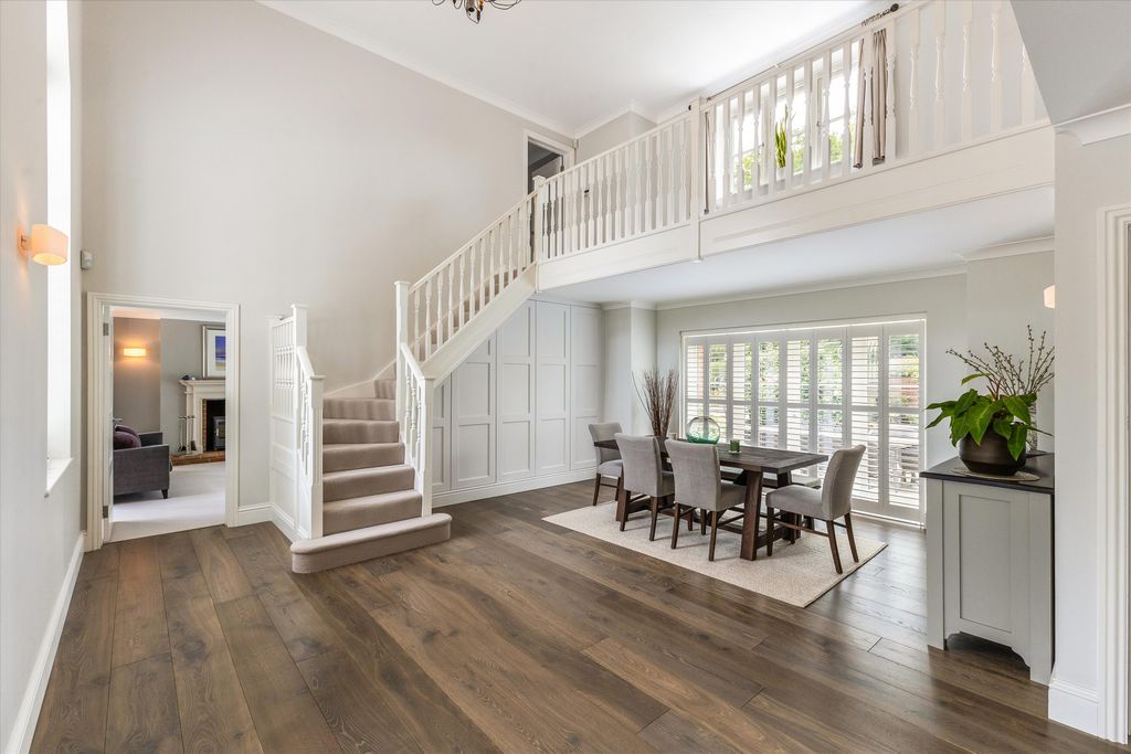 Property photo 3 of 21 Image