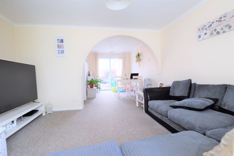 Property photo 2 of 8 Photo 8