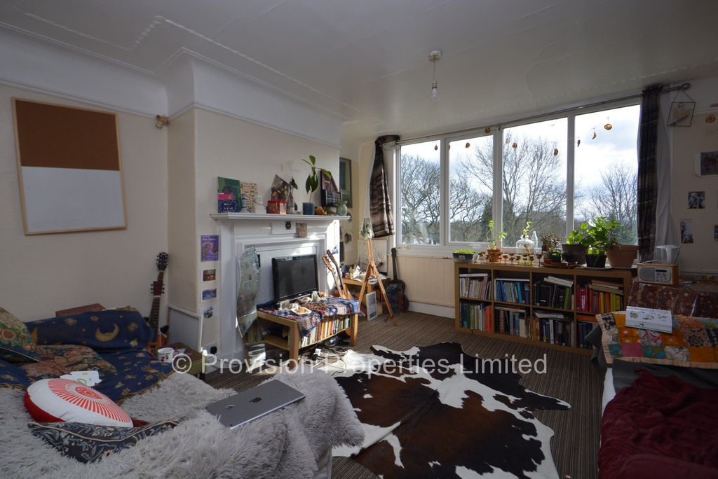 Property photo 1 of 6 Photo