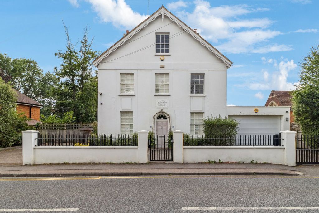 Additional image 14 of 5 bed detached house for salePaines Lane, Pinner Village HA5