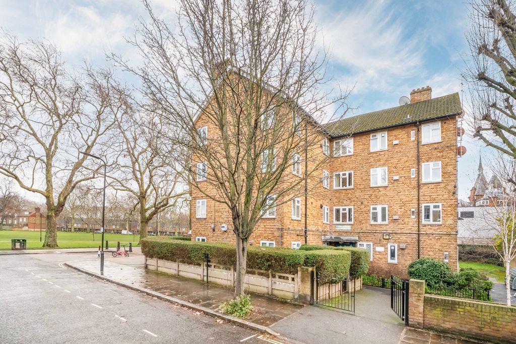 Property photo 1 of 7