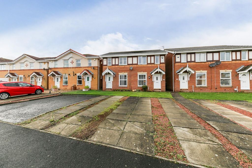 Property photo 1 of 12 External