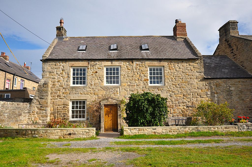Property photo 1 of 38