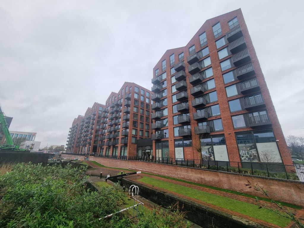 Property photo 1 of 29