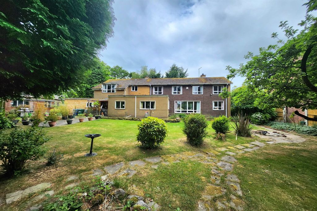 Property photo 1 of 19 (Main)