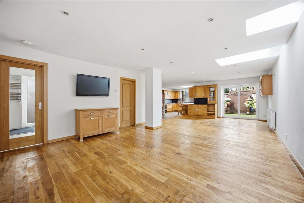 Property photo 2 of 26 Reception Room