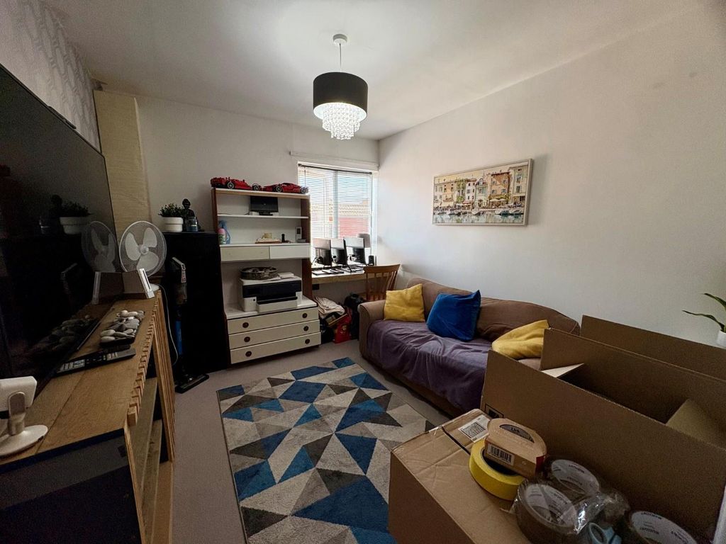 Property photo 3 of 10 l2.Jpg