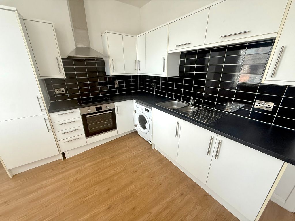 Property photo 3 of 6 Image