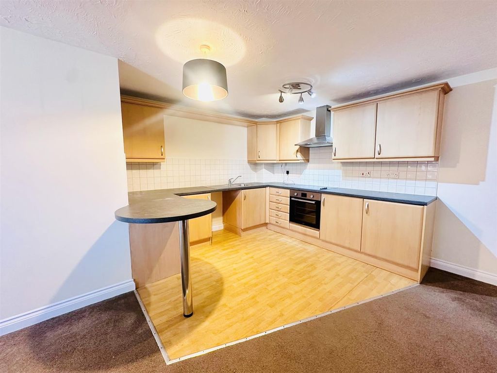 Property photo 3 of 9 779d5d98-806E-4c40-8A78-117F94278Cde.Jpg