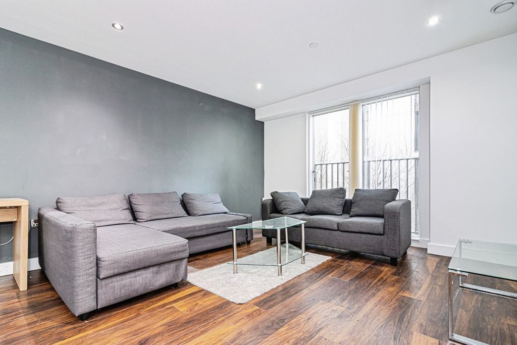 Property photo 2 of 12 Photo