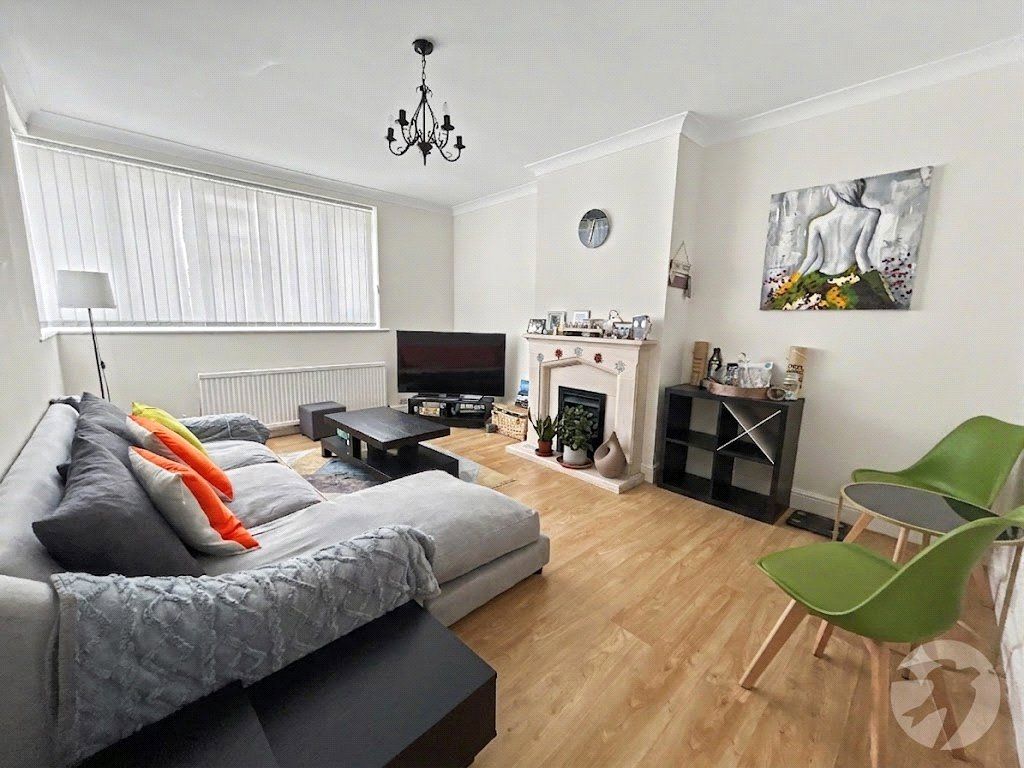 Property photo 2 of 23 Picture No. 41