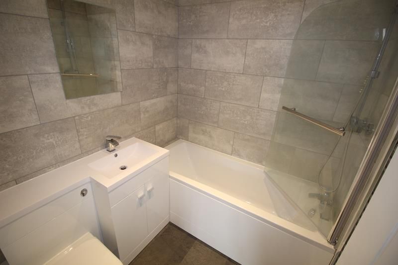 Property photo 2 of 7 Bathroom