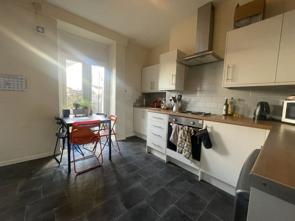 Property photo 2 of 6 Img_4998