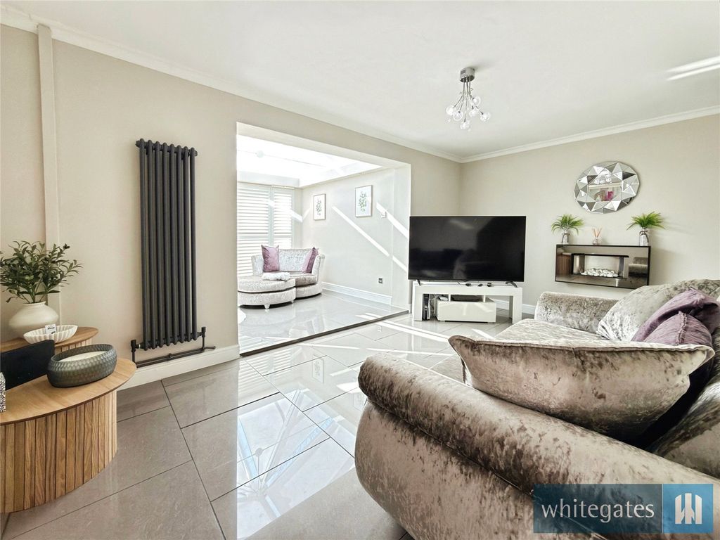 Property photo 3 of 22 Picture No. 47