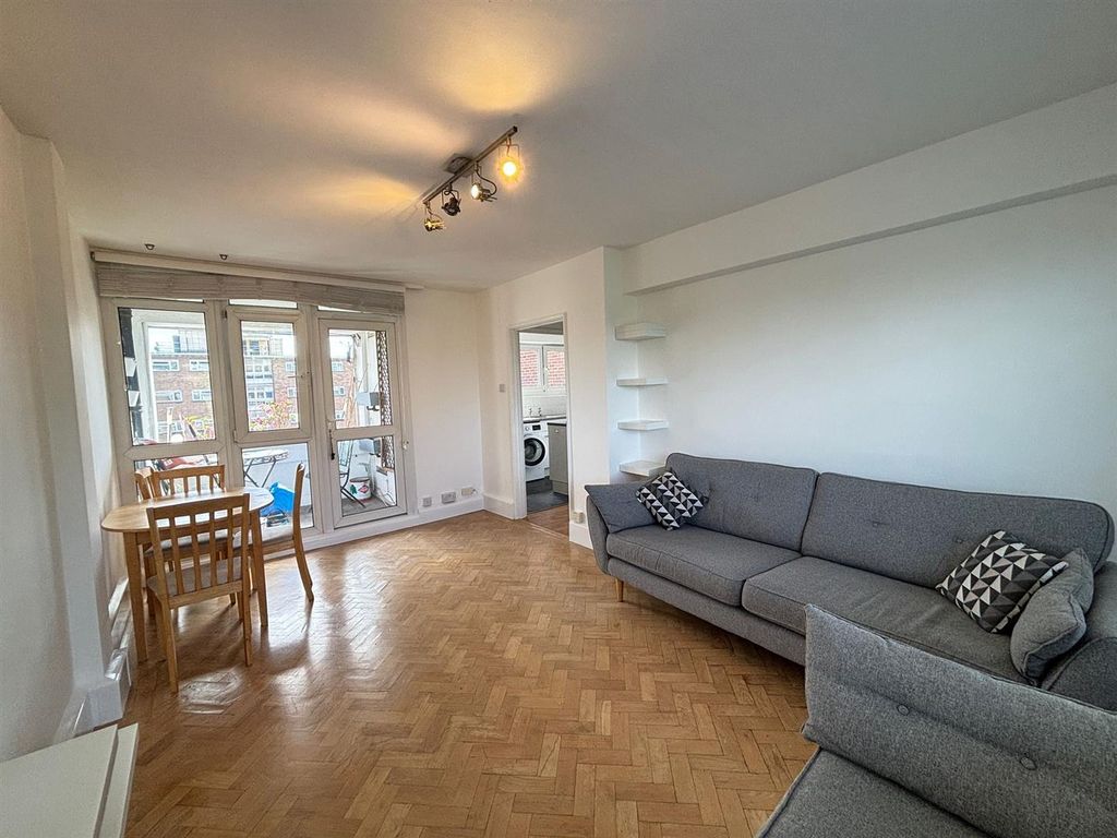 Property photo 3 of 12 7.Jpg