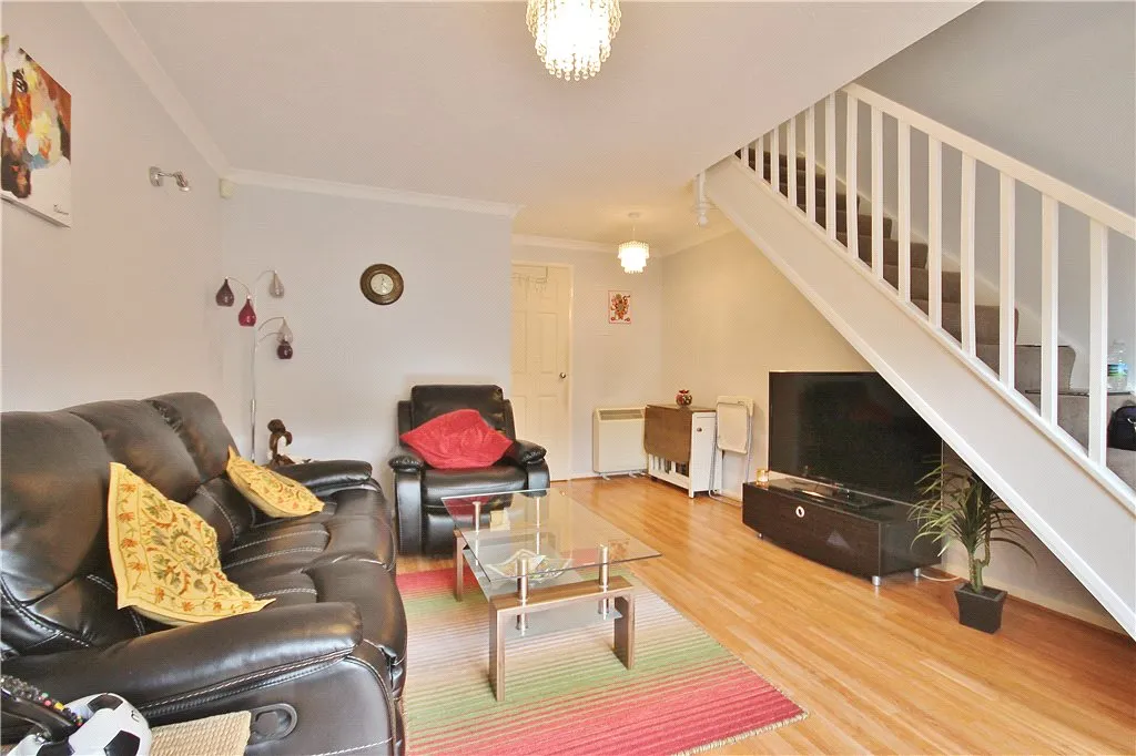 Property photo 3 of 9