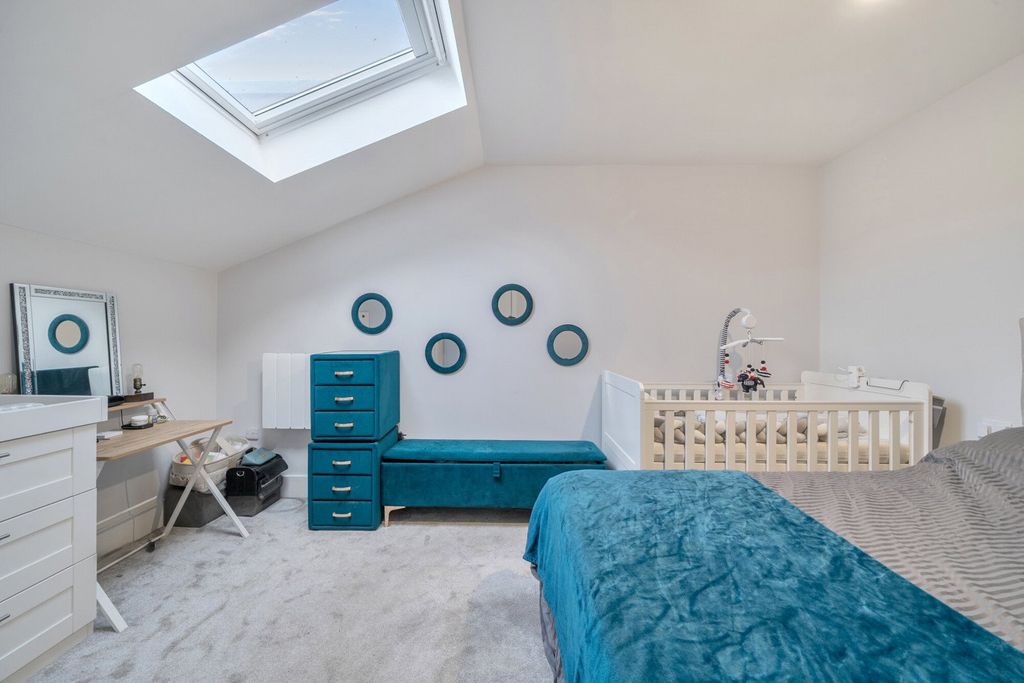 Property photo 3 of 10 Picture No. 06