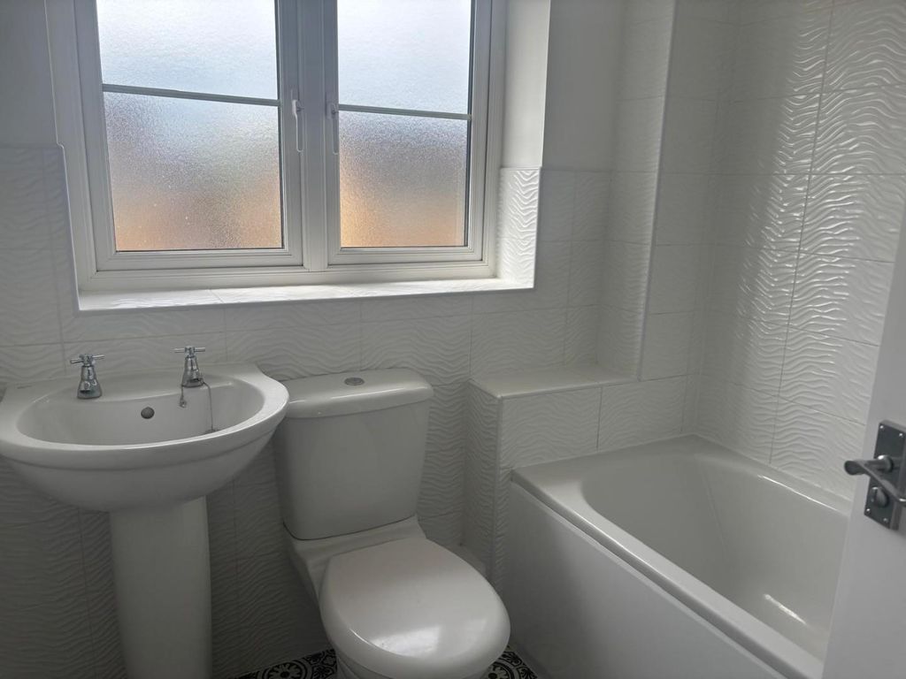 Additional image 13 of 3 bed semi-detached house to rentSt. Ilid's Meadow, Llanharan CF72