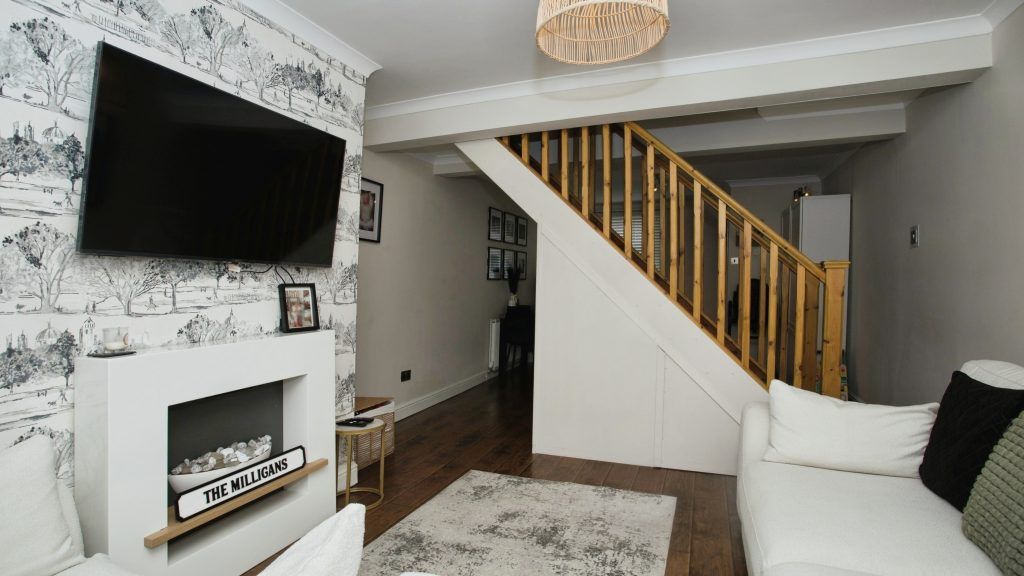 Property photo 3 of 19