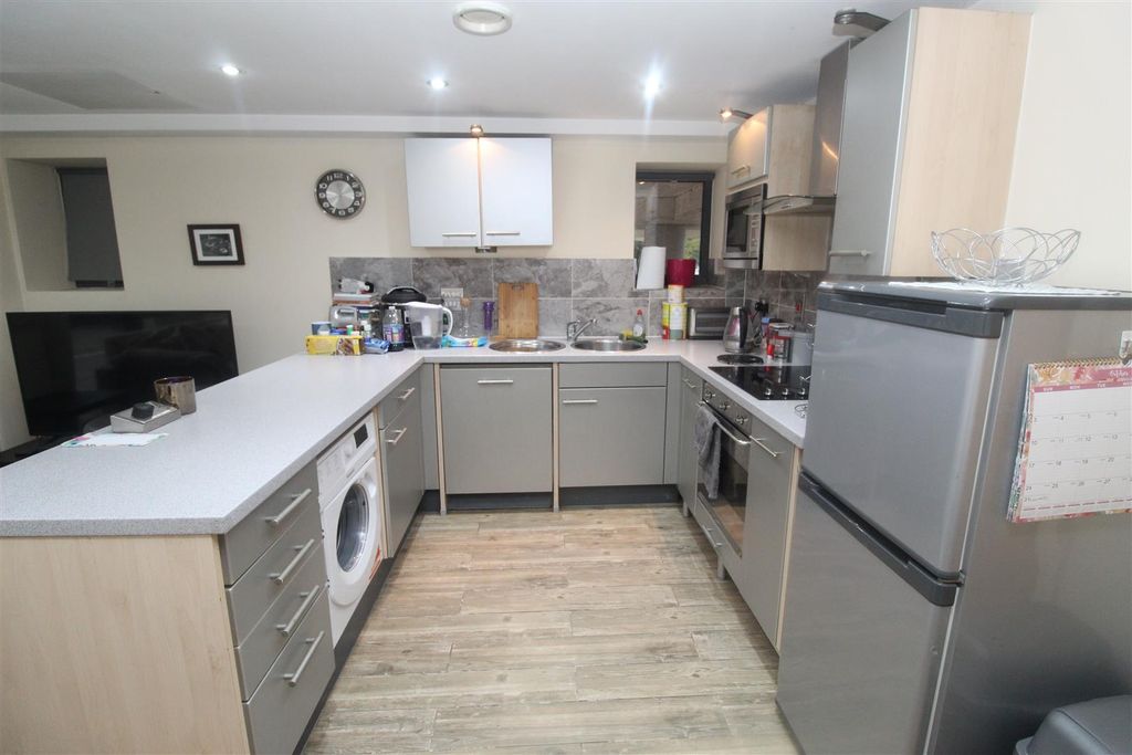 Property photo 2 of 12 Img_3783.Jpg