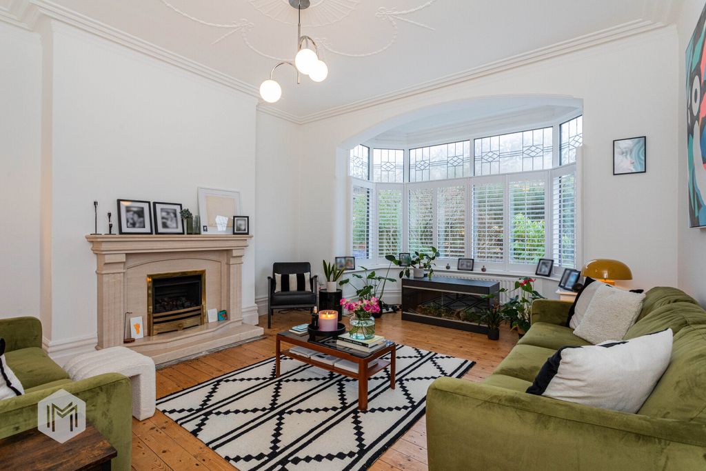 Property photo 2 of 32 Picture No. 33