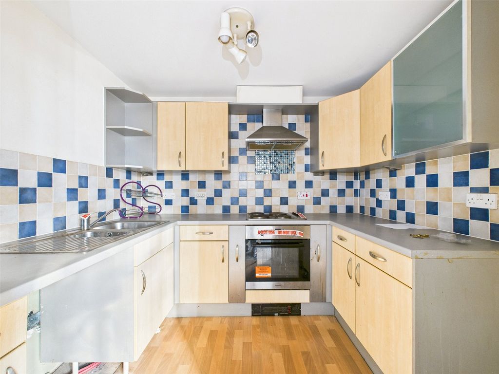 Property photo 2 of 12 Picture No. 05