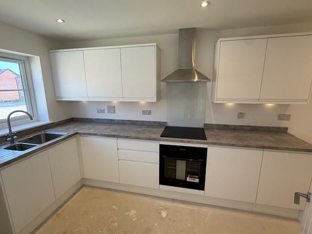 Property photo 3 of 14 Plot 310 Kitchen 1.Jpg