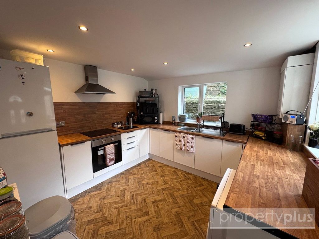 Property photo 1 of 9 Picture No. 04
