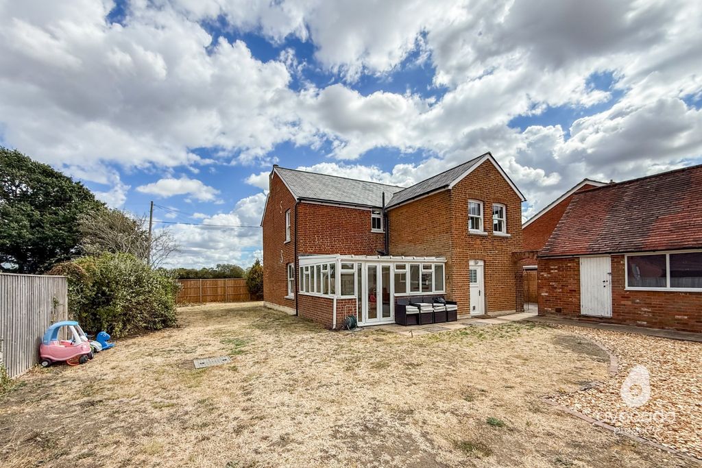 Property photo 2 of 33 5393133