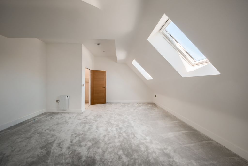 Additional image 17 of 2 bed flat for saleFlat 5, Benson Road, Stratford-Upon-Avon CV37