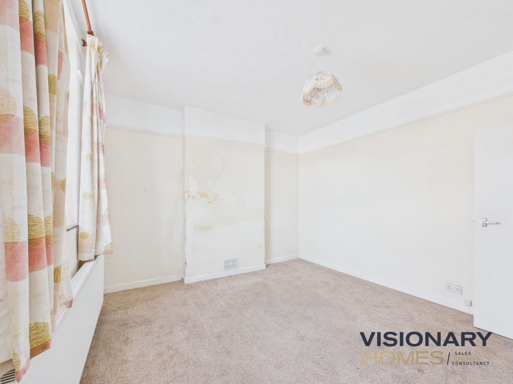 Property photo 3 of 17 Cam03522G0-Pr0241-Still002