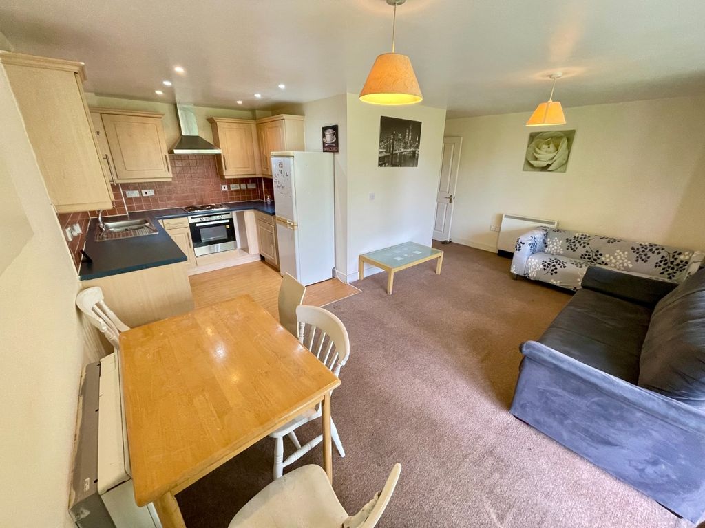 Property photo 2 of 9 3250304