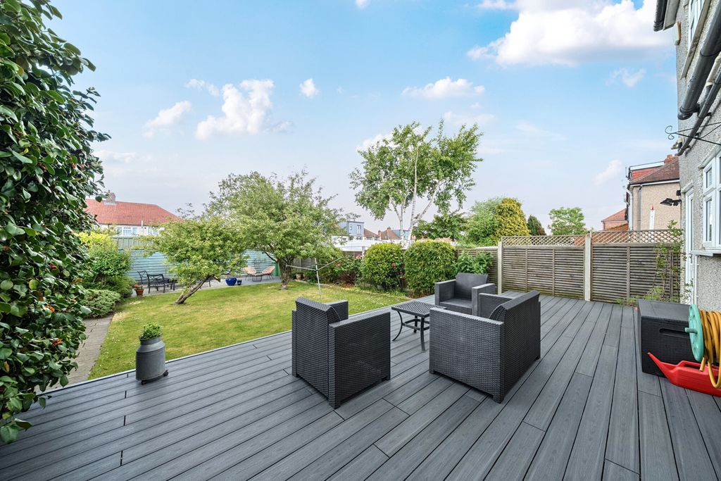 Property photo 3 of 19 1462988-19-6A072B...