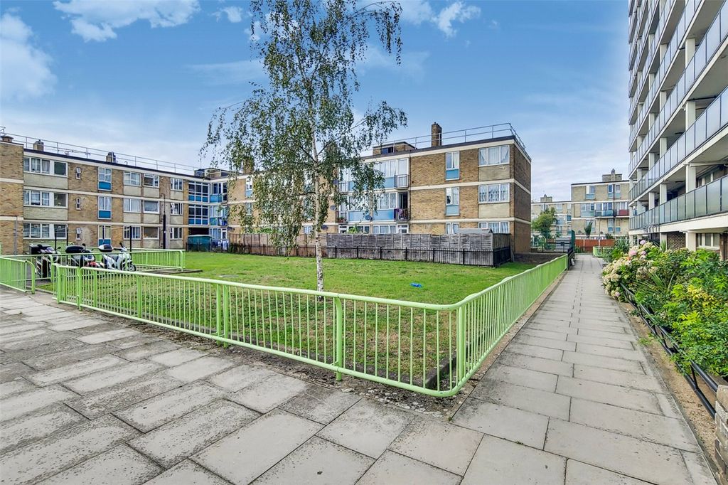 Property photo 3 of 11 Picture No. 17