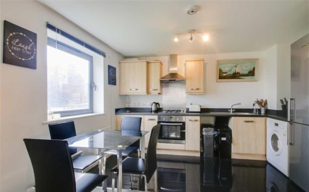 Property photo 3 of 9 Photo 3