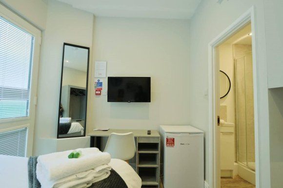 Property photo 2 of 7 8830272.Jpg