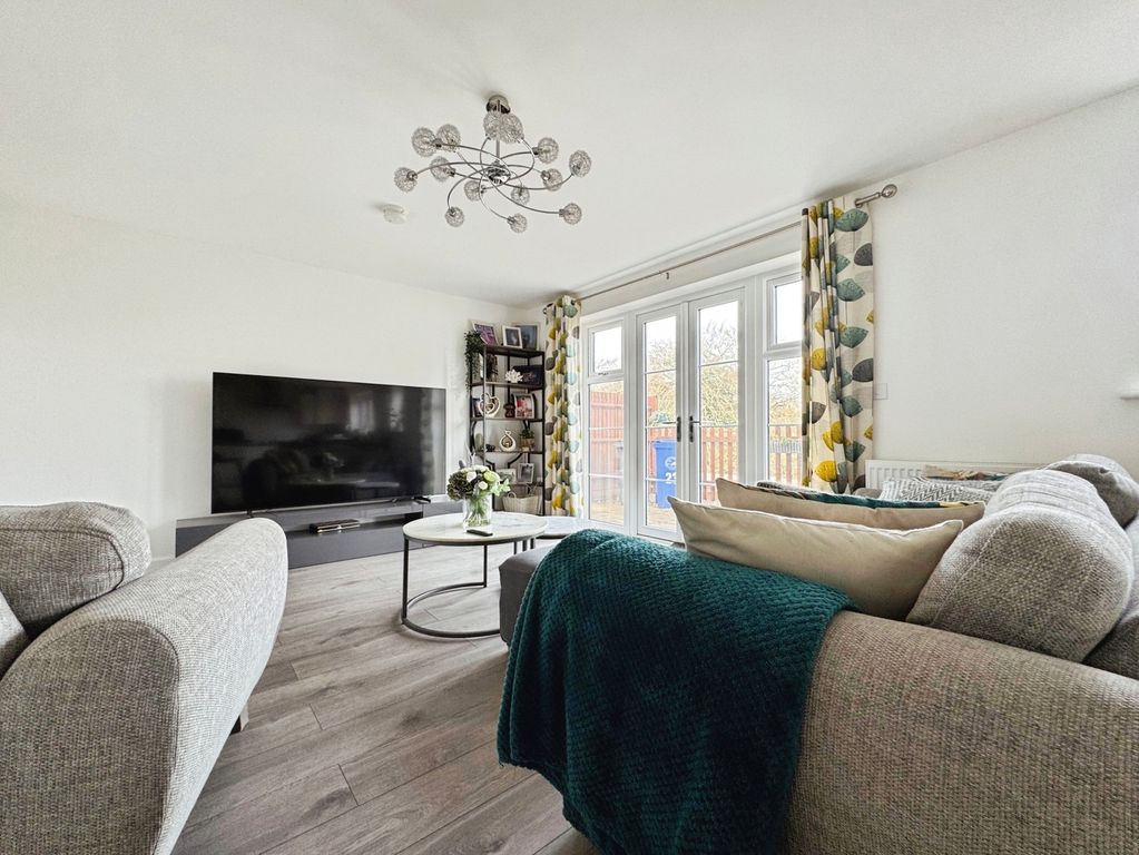 Property photo 2 of 29 Pbox-Img.Jpg