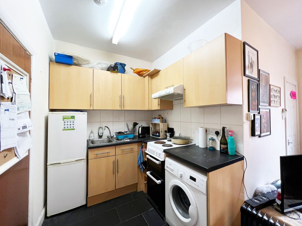 Property photo 3 of 6