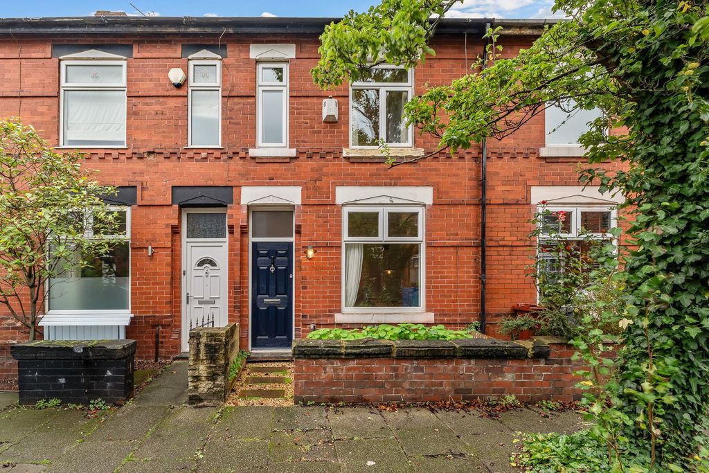 Property photo 1 of 23