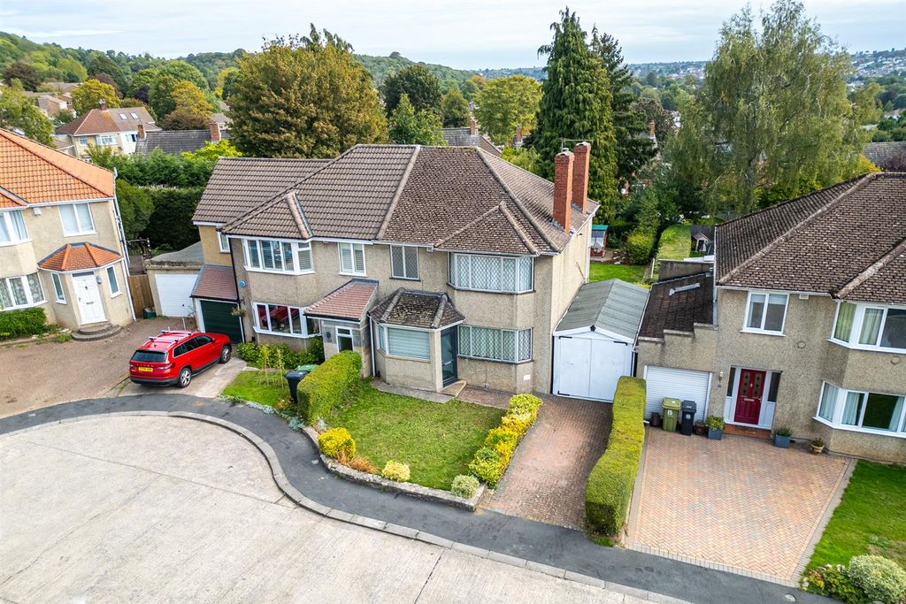 Property photo 1 of 37 14 Dentwood Grove, Coombe Dingle, Bristol Bs9 2Qh