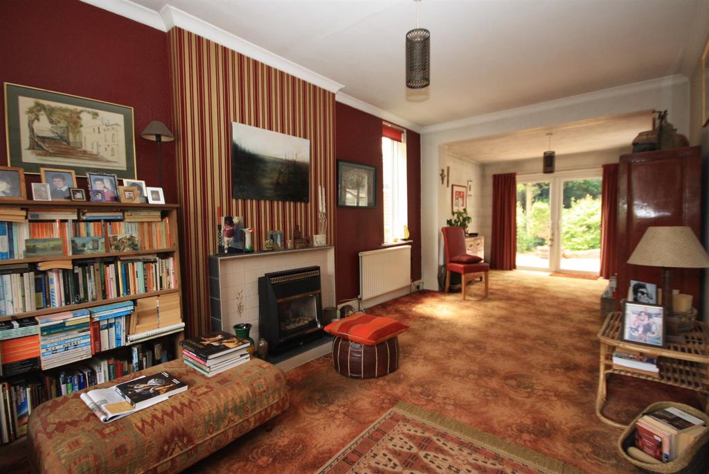 Property photo 2 of 22