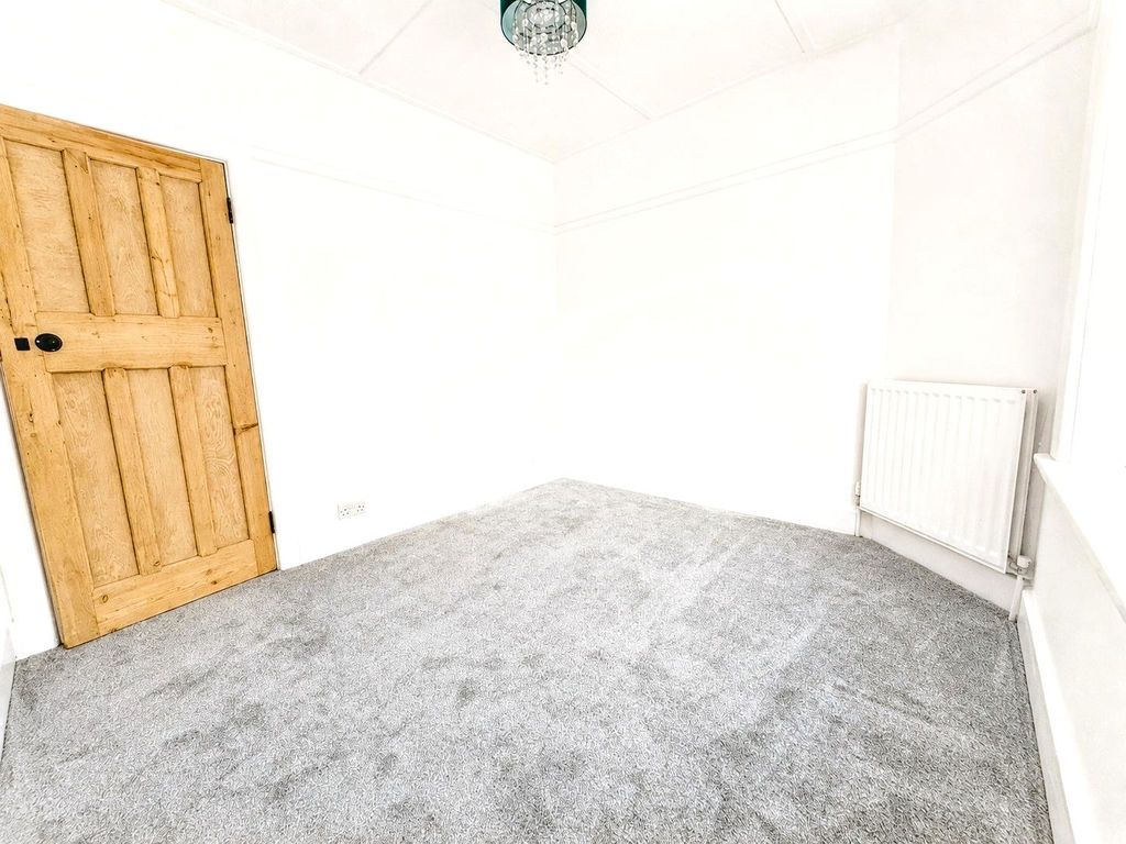 Property photo 2 of 14 Photo 2